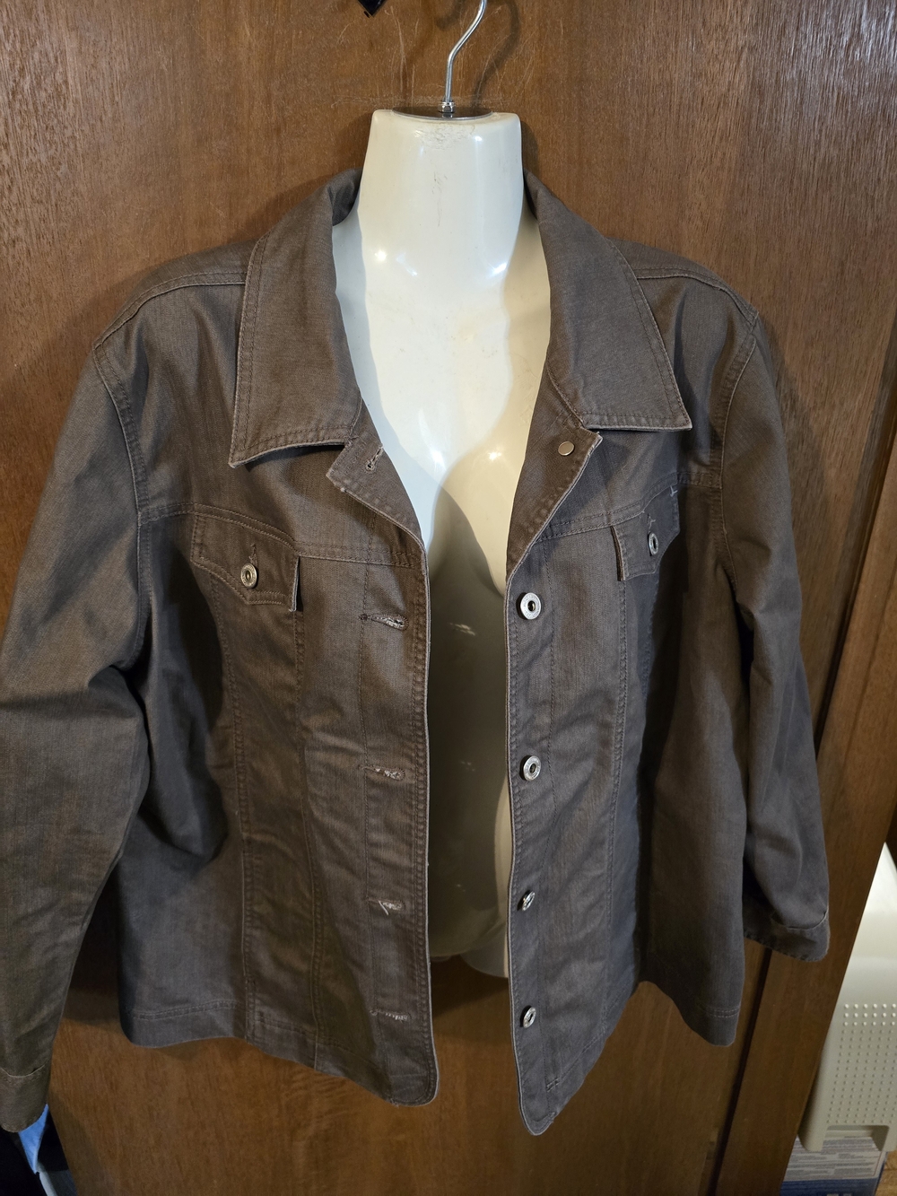Northern Reflections Women's Brown Button-Front Jacket